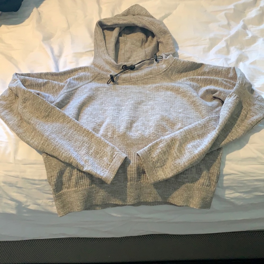 Balance cropped hoodie